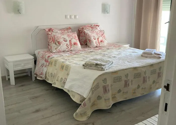 White Light Terrace Flat Alvor