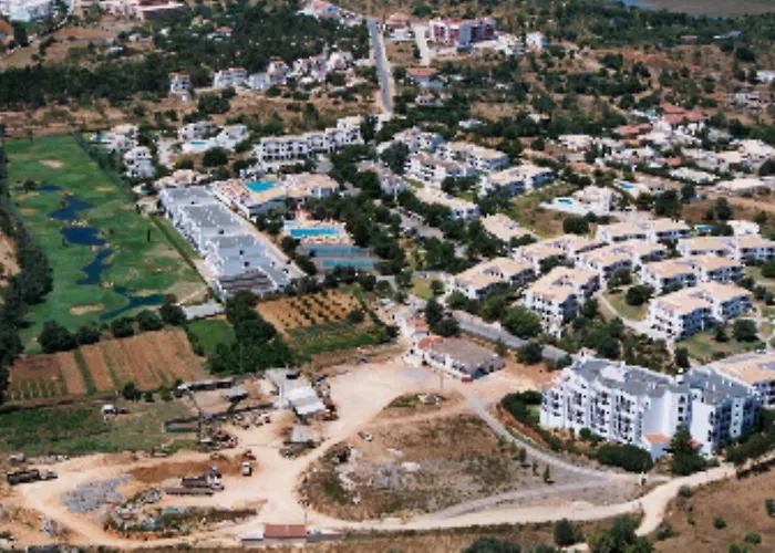 White Light Terrace Flat Alvor