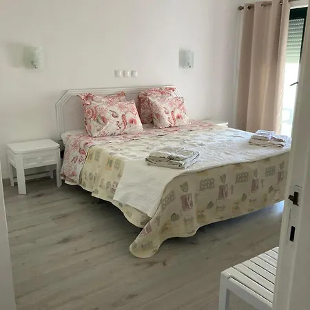 White Light Terrace Flat Alvor